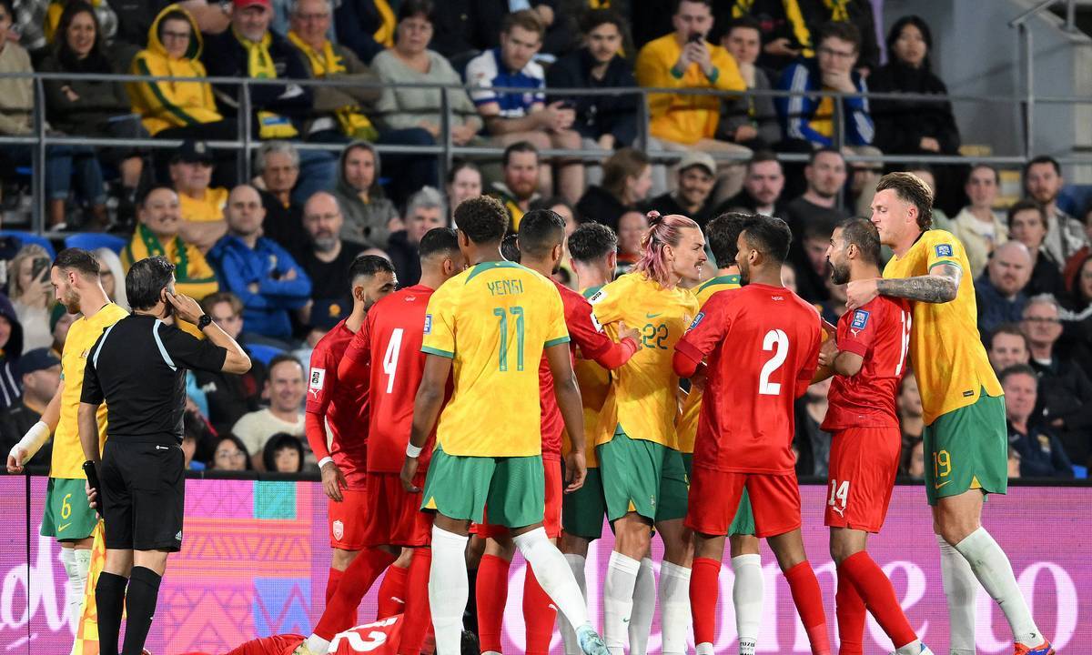 澳大利亚球队客场逆转实现惊艳表现的简单介绍