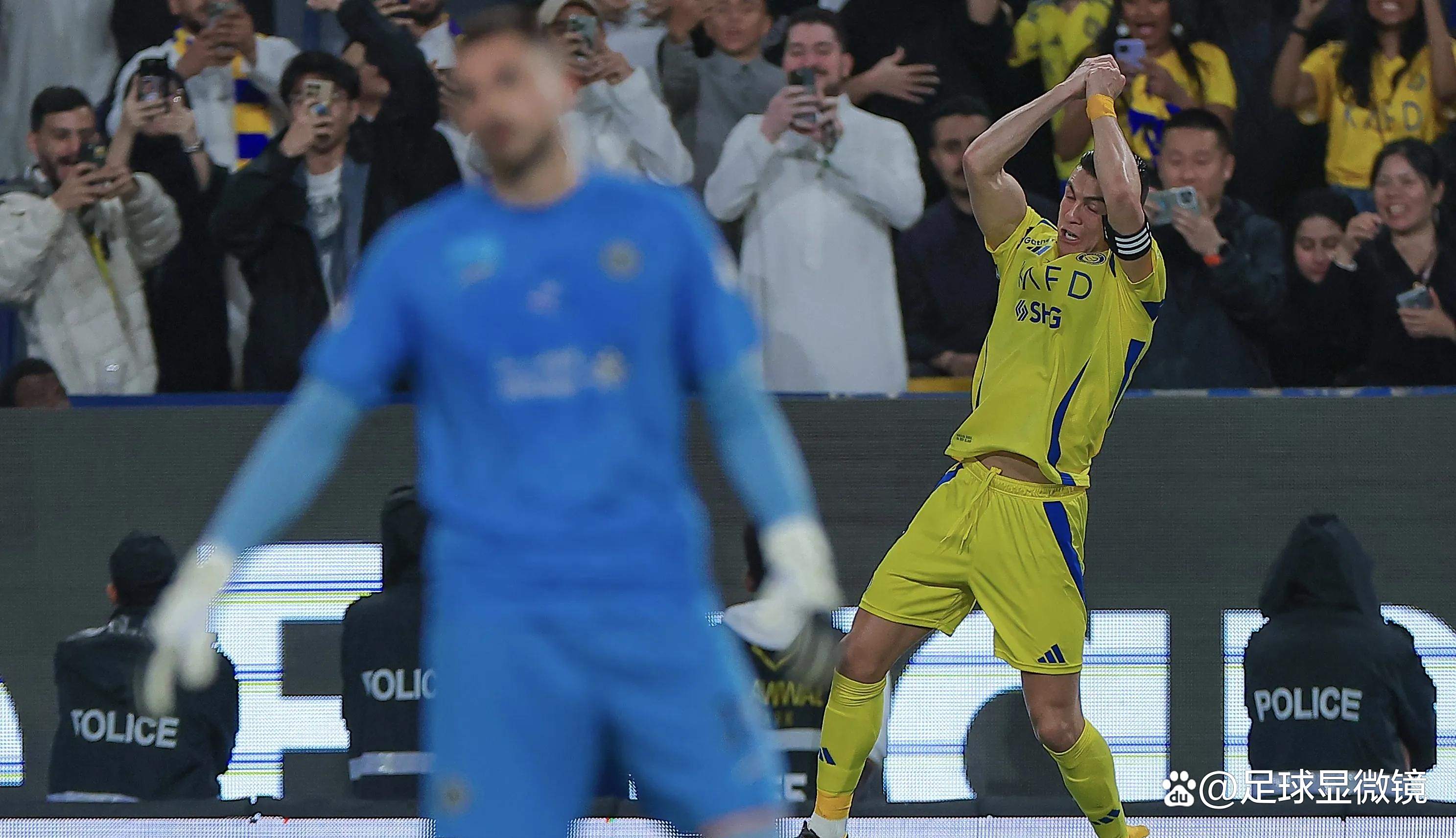 包含沙特球队发挥失常，积分遭受打击的词条