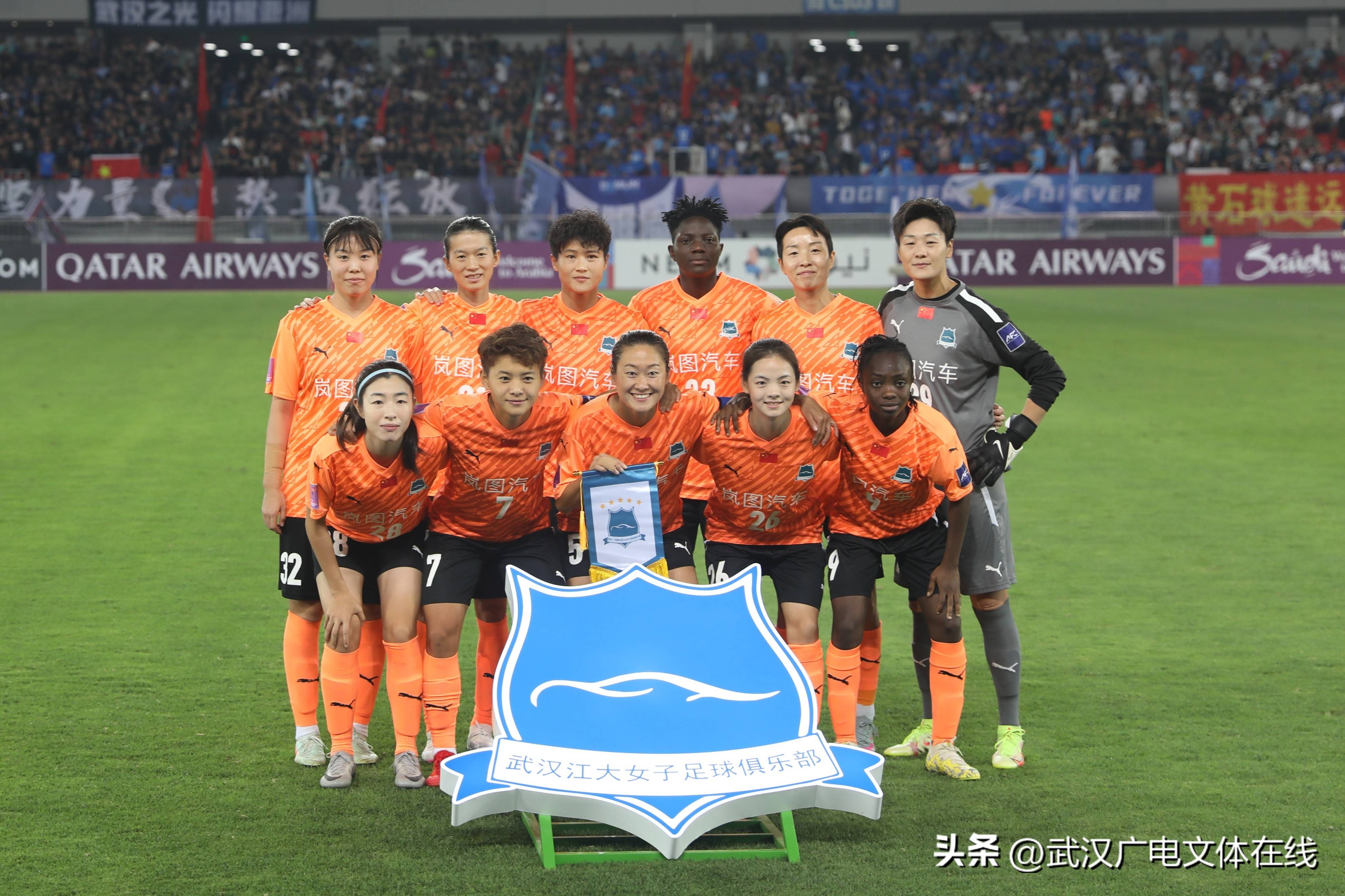 女足球员完美表现，奉献绝杀一击