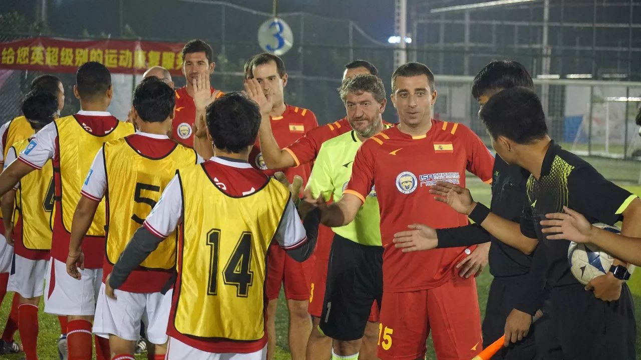 西班牙球队战胜对手，跻身八强