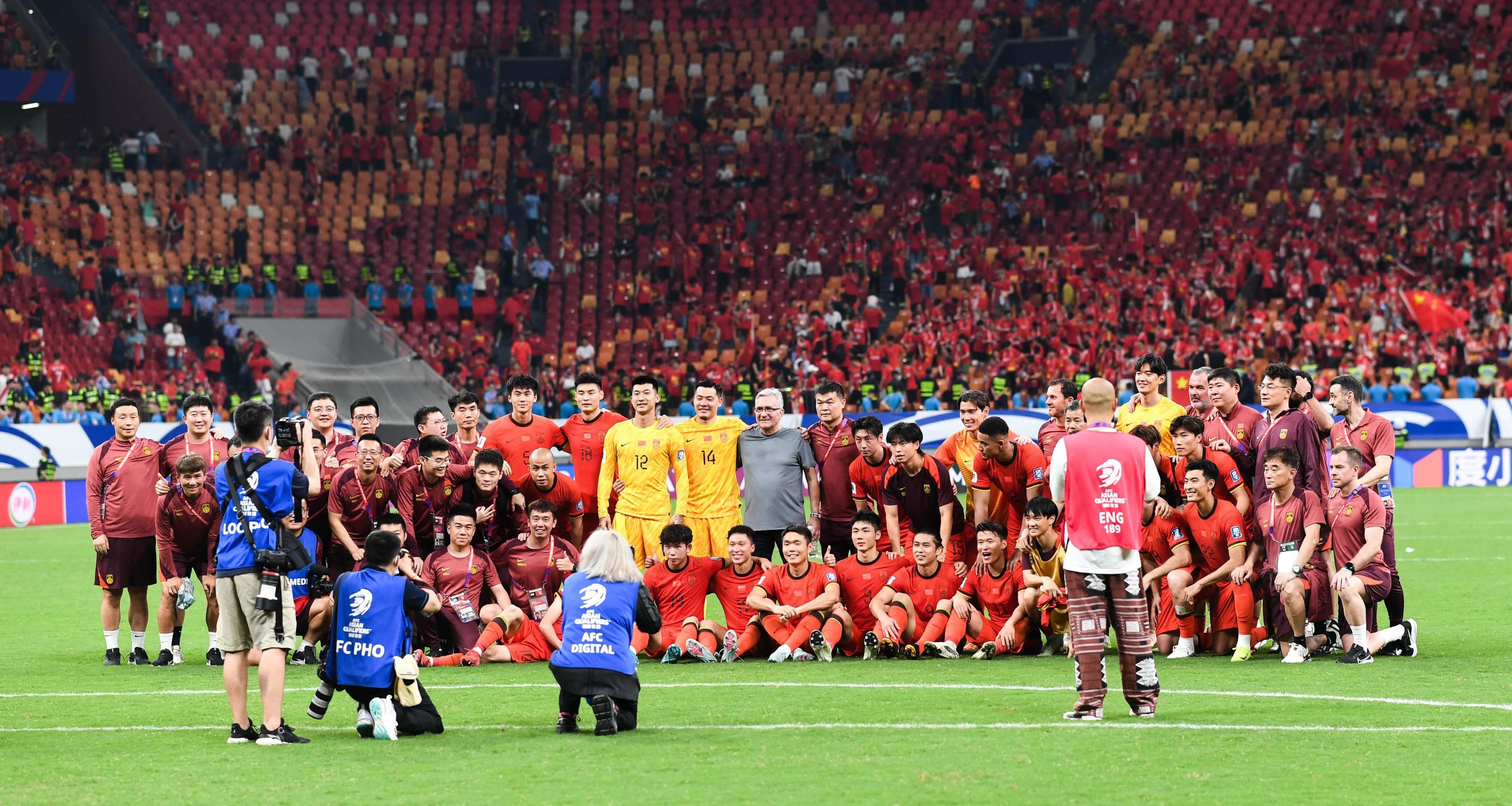 亚洲杯赛场上,多支球队斩获胜利的简单介绍 亚洲杯赛场上,多支球队斩获胜利的简单介绍