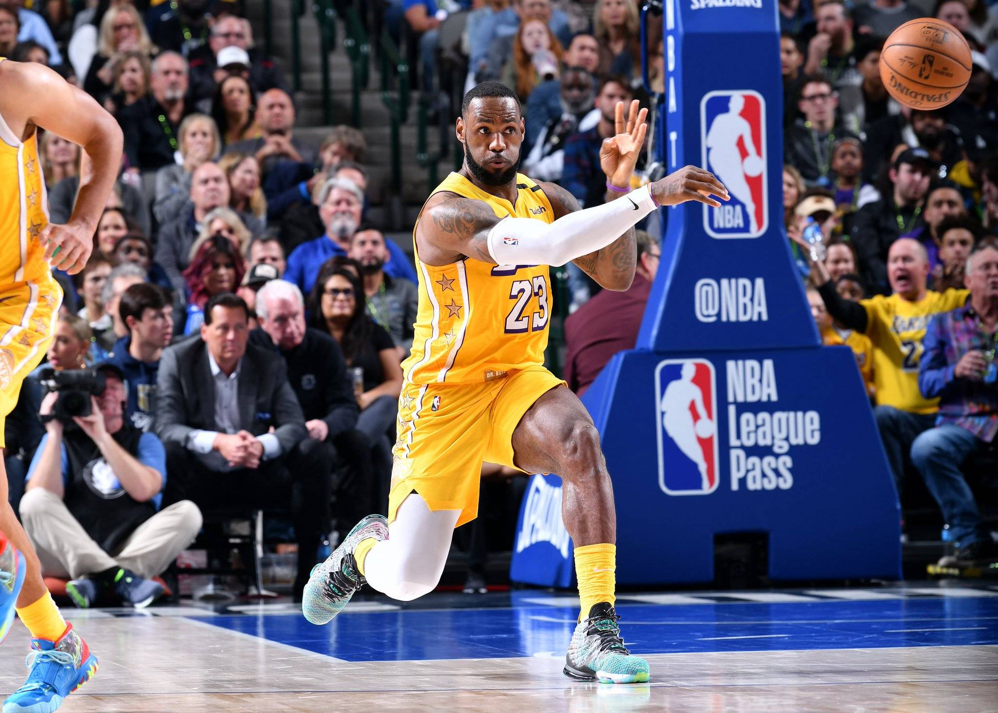 包含最新中超：湖人击败阿根廷，比分揭晓的词条