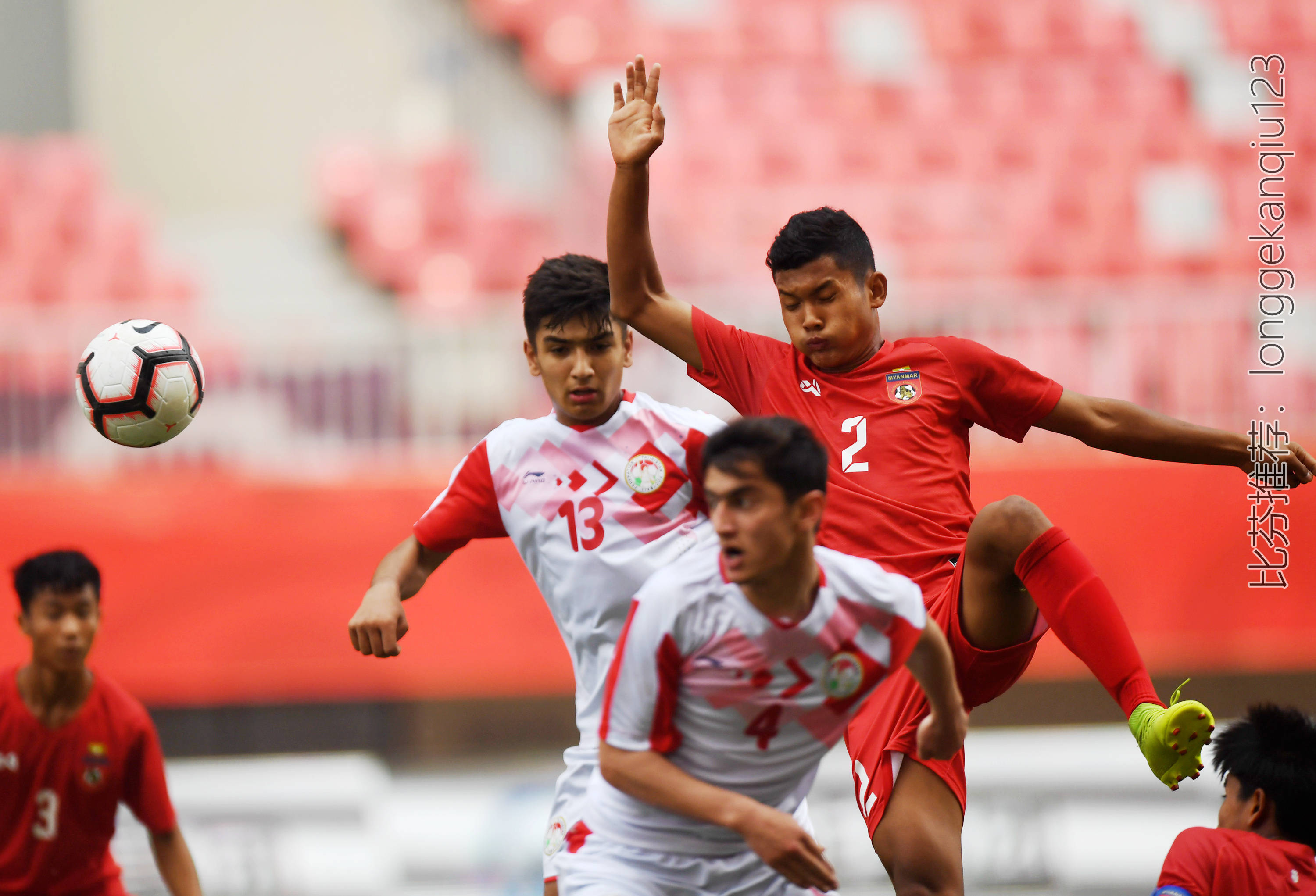 关于吉尔吉斯斯坦球队在国际比赛中迎来挑战的信息