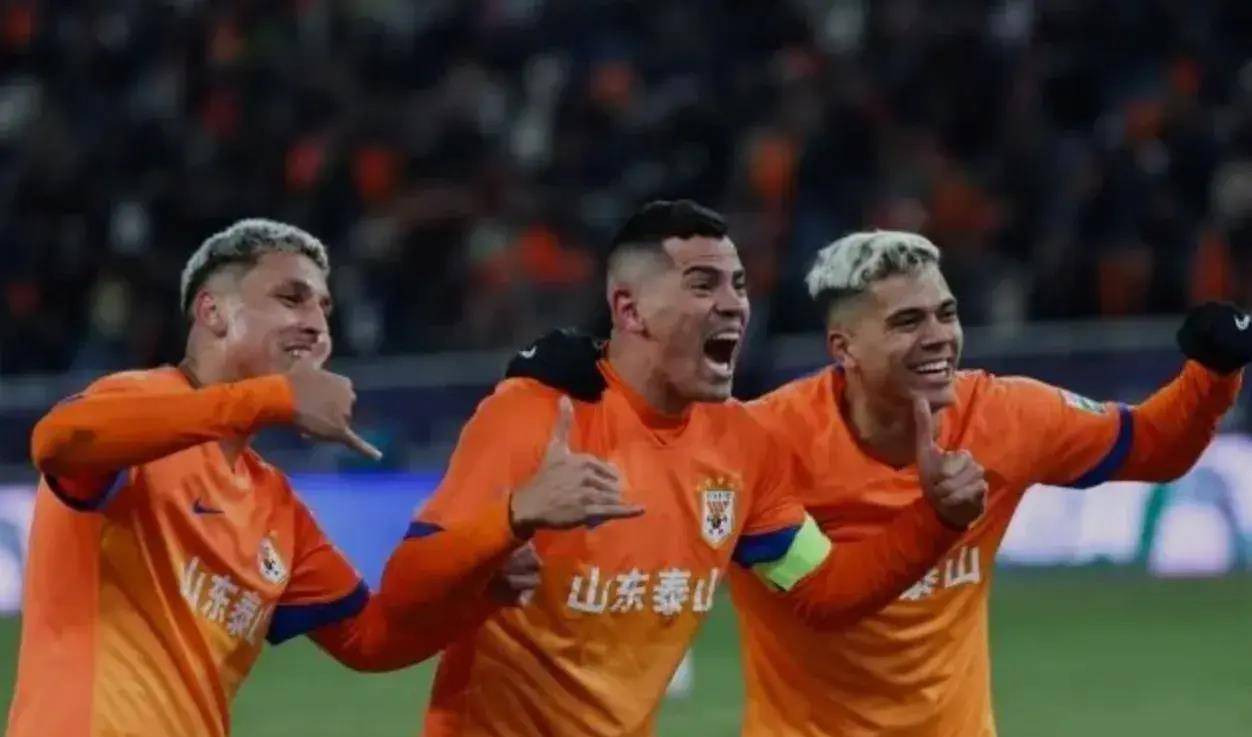 湖南队外援积极拼抢，期待带领球队获胜的简单介绍