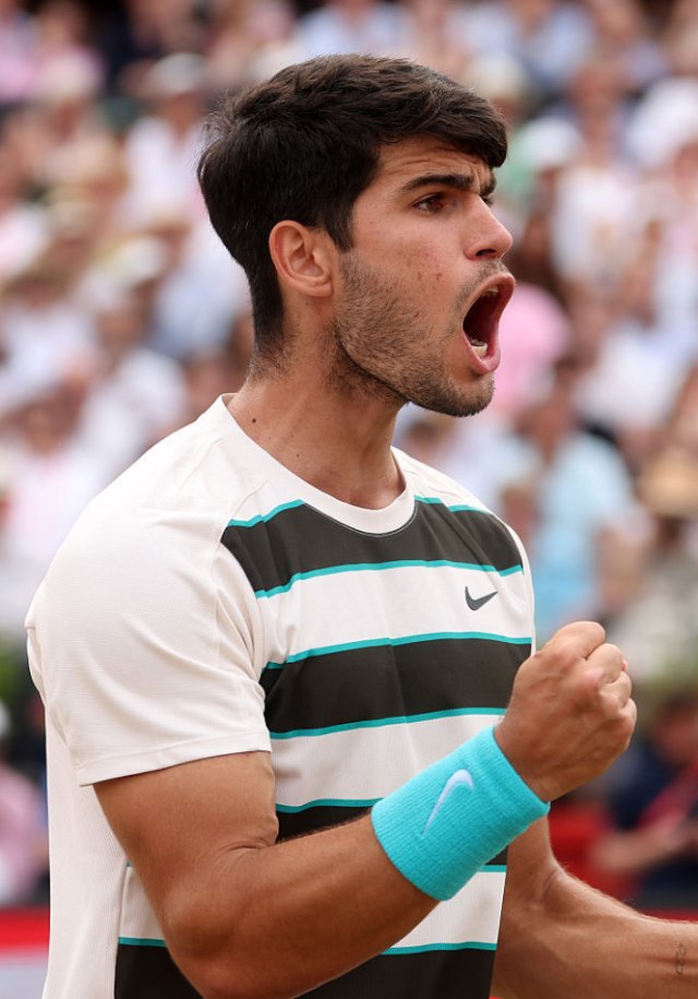 美网轻取ATP总决赛，阿尔卡拉斯点燃赛场