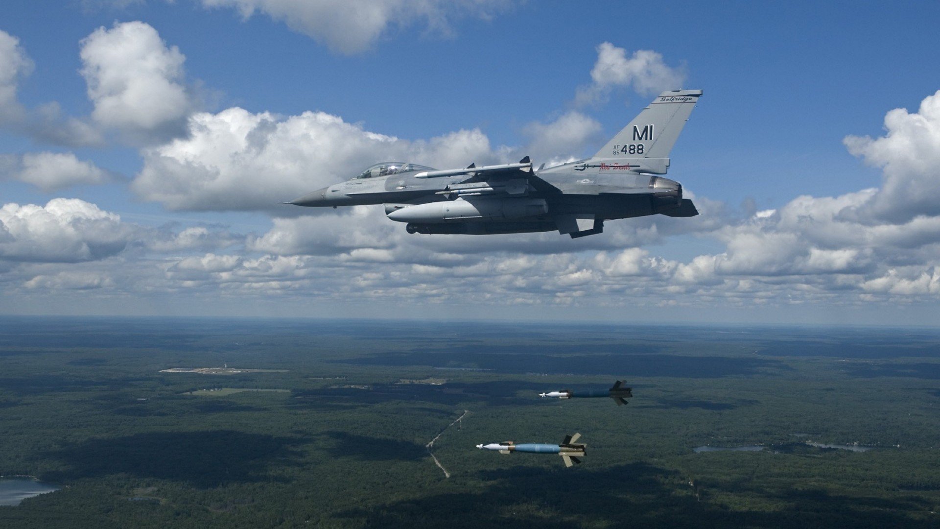 横跨太平洋的关键一击，西亚卡姆如何用篮球语言连接两个世界