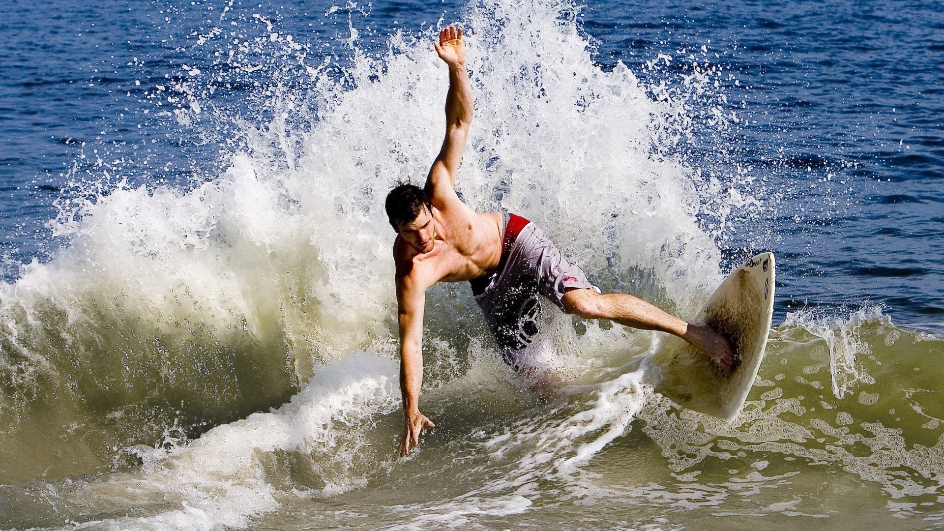 一人成军,北京冰封广厦,英格拉姆的火焰与胡金秋的寒冰