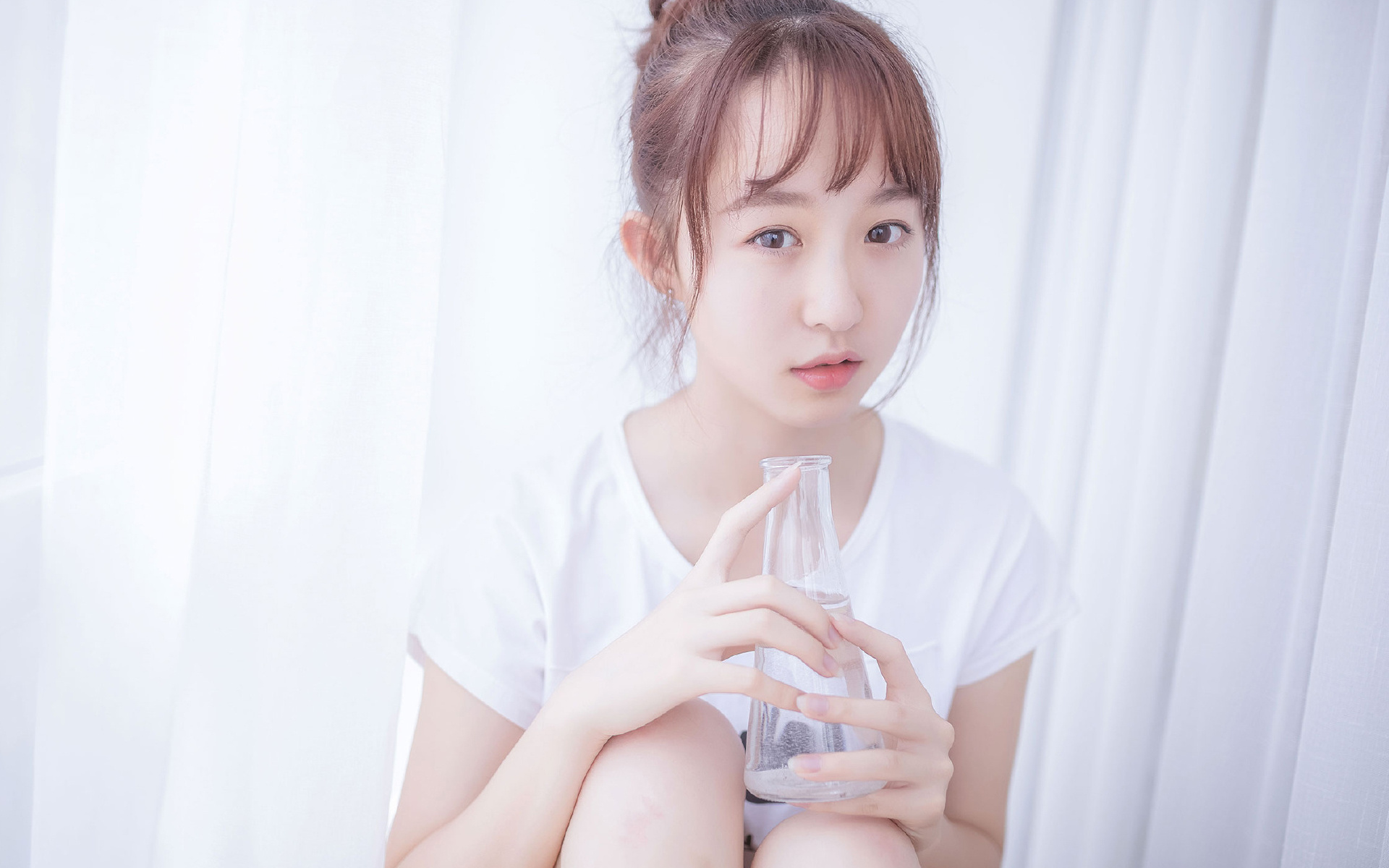 青春风暴席卷荷兰！加维一传一射成巴萨关键先生