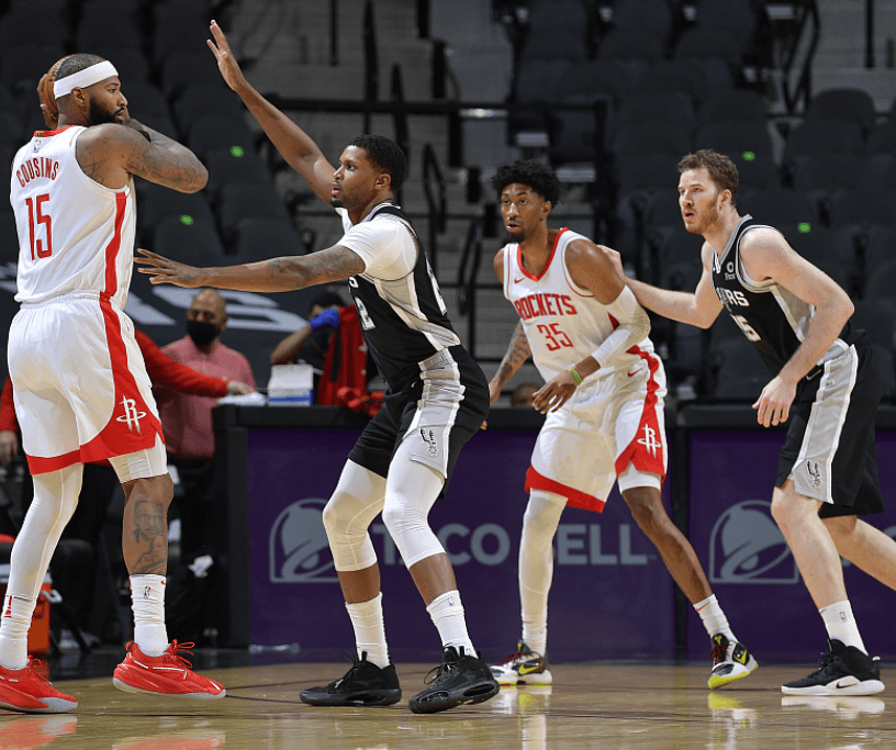 骑士末节带走火箭，德罗赞比赛走势一手掌控