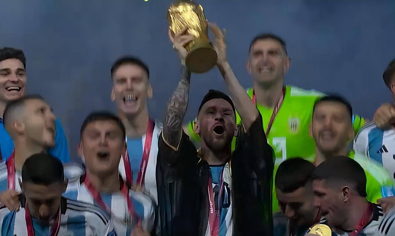 世界排名争夺战之夜，恩佐贡献制胜表现