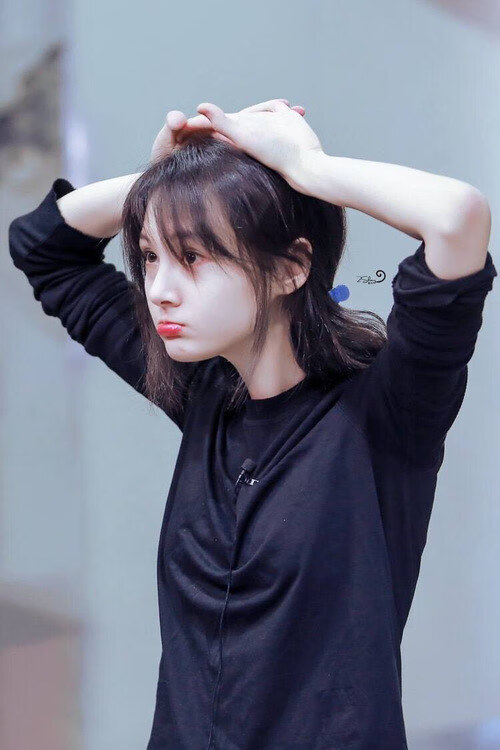 世俱杯决赛-哈利伯顿独木成林挽狂澜，深圳队众志成城克山西