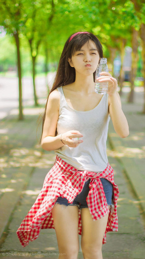 致命一击，B费绝杀秘鲁，西班牙惊险突围2026世界杯B组